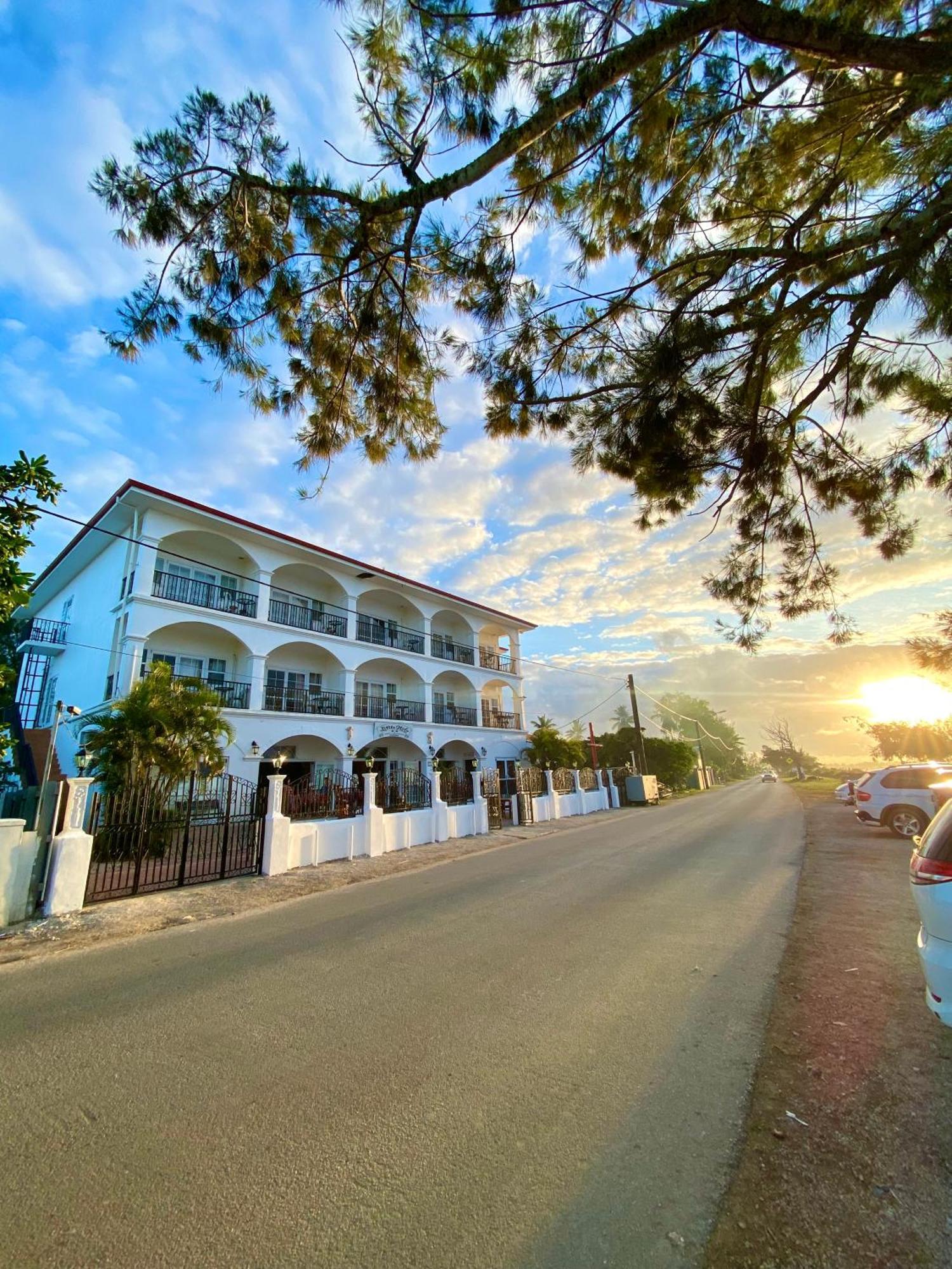 Little Italy Hotel Nukualofa Exterior foto